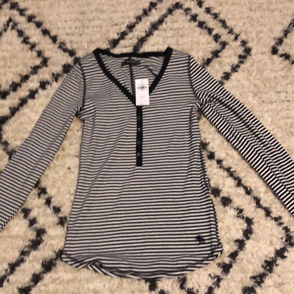NWT Abercrombie & Fitch top